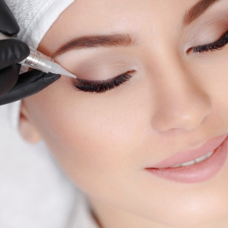 Eyeliner Kalıcı Makyaj